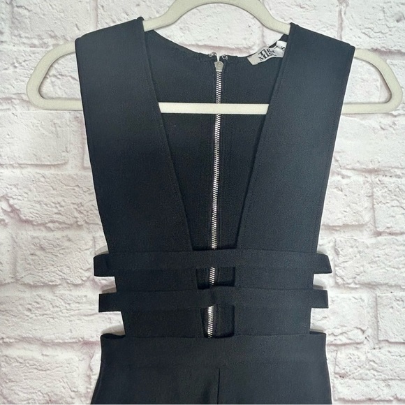 Tiger Mist Marilyn Cutout Jumpsuit - Picture 8 of 14